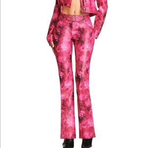 COPY - I. AM. GIA. Pantea pant!